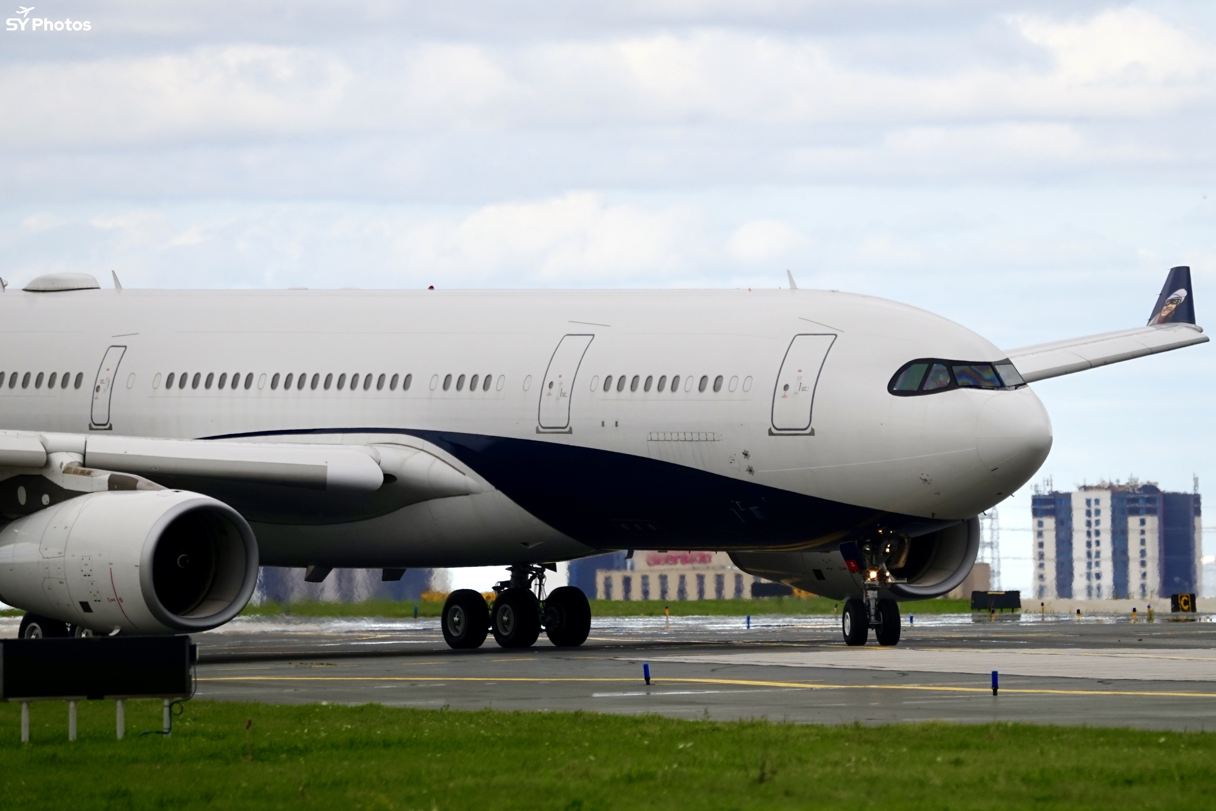 hifly神秘公务机330