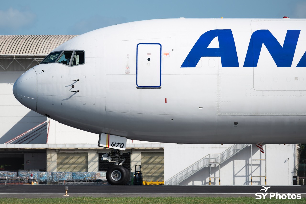 熊猫割割的专机